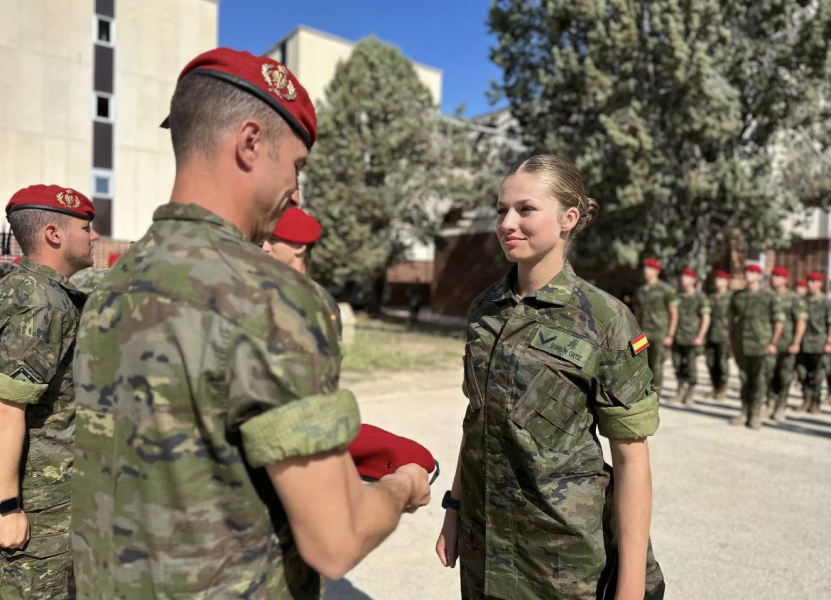 Royal Style and Beauty - what goes in the Bold Tower? White stilettos, green coats and too much of the flower?