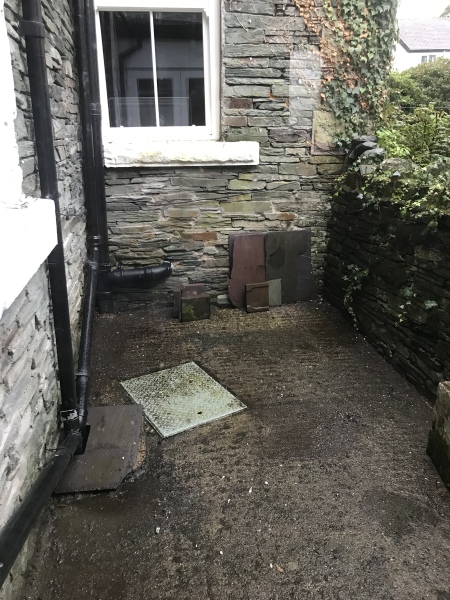 Inspiration needed for small ugly courtyard-pic