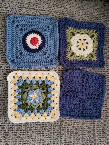 Woolly Hugs: A Blanket for fellow Mumsnetter thegreylady. Can you help us please?