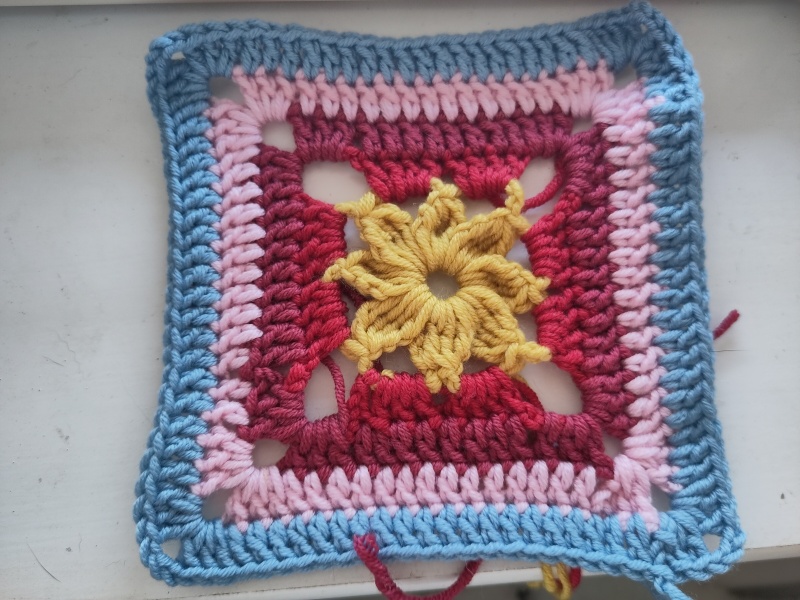 Woolly Hugs: A blanket in memory of JanH.