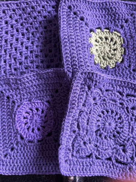 Woolly Hugs: A blanket in memory of JanH.
