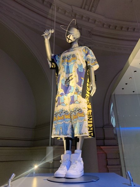 Les Parisiennes des Mamanset: A Sin of Pride