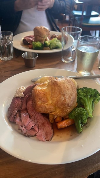 How much is this roast dinner?