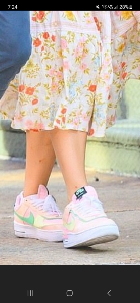 Help me find these air max