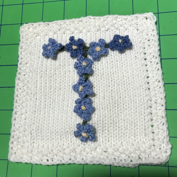 Woolly Hugs: A Blanket for fellow Mumsnetter thegreylady. Can you help us please?