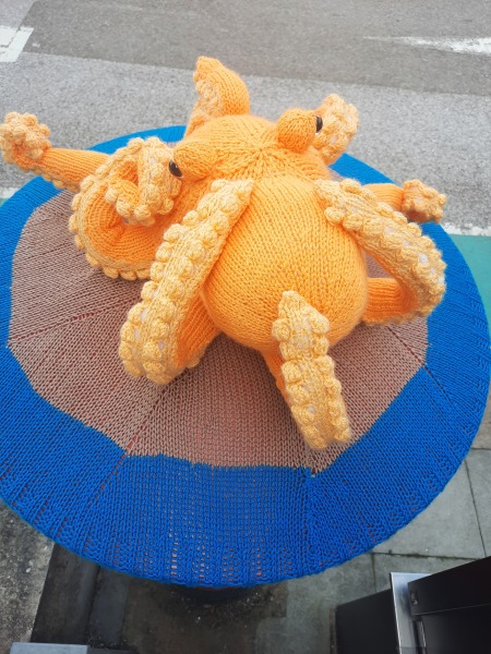 To think that postbox toppers are an aberration and those who produce them should be shot at dawn (I should say 'light hearted' here but it goes against the grain)