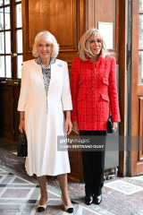 Royal Style: Embracing Autumn with a Varied Wardrobe - let's be like KC3 and enjoy!