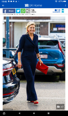 Royal Style: Embracing Autumn with a Varied Wardrobe - let's be like KC3 and enjoy!