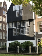 Come and tell me your dull and unexciting news 26: Calmly through the day 