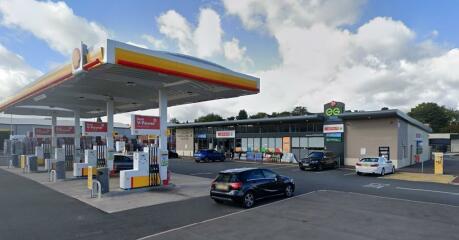 To have told this dad off at the petrol station.