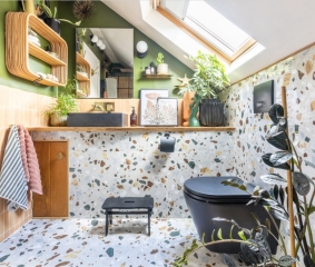 Show me/tell me about your lovely slopy ceilinged loft bathrooms