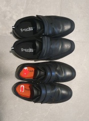It's a school shoe spot the difference thread!