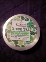 Gentle cheap face wash that removes waterproof mascara