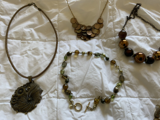 Dark Academia - anyone who loves this style?