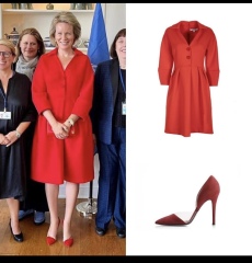 Royal Style: Embracing Autumn with a Varied Wardrobe - let's be like KC3 and enjoy!