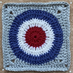 Woolly Hugs: A Blanket for fellow Mumsnetter thegreylady. Can you help us please?
