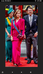 Royal Style and Beauty - what goes in the Bold Tower? White stilettos, green coats and too much of the flower?