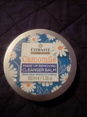 Gentle cheap face wash that removes waterproof mascara