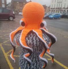 To think that postbox toppers are an aberration and those who produce them should be shot at dawn (I should say 'light hearted' here but it goes against the grain)