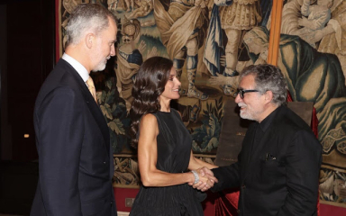 Royal Style and Beauty - what goes in the Bold Tower? White stilettos, green coats and too much of the flower?