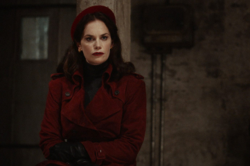 Dark Academia - anyone who loves this style?