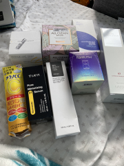 Do you get the urge to splurge on beauty products? Are your cupboards full of your stash? Join this group of beauty addicts!