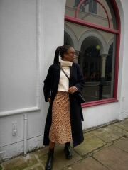 Bottom half with jumpers in the winter ?