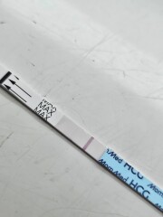 Faint lines on mom med tests?