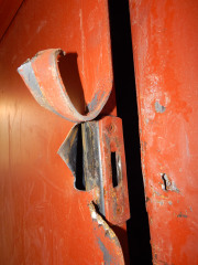 Who has ever been burgled? And how?