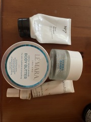 Do you get the urge to splurge on beauty products? Are your cupboards full of your stash? Join this group of beauty addicts!