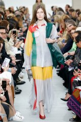 Les Parisiennes des Mamanset: A Sin of Pride