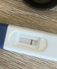 Cryptic pregnancy, positive test at 5 months