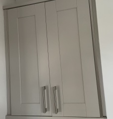 What colour is our Howdens kitchen - approx 3-5 years old?