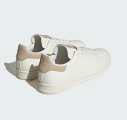 What trainers were these?