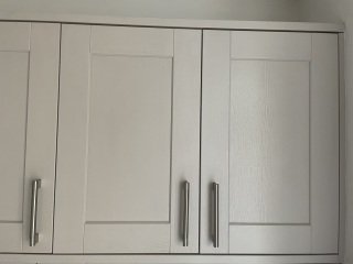 What colour is our Howdens kitchen - approx 3-5 years old?