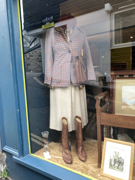 Dark Academia 2 - the conversation continues..