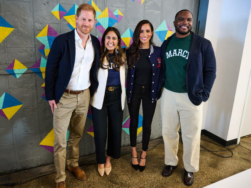 Meghan, Duchess of Sussex spotted out and about, part 2