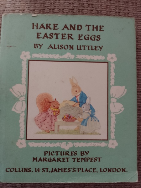Book from 1980s like brambly hedge help!