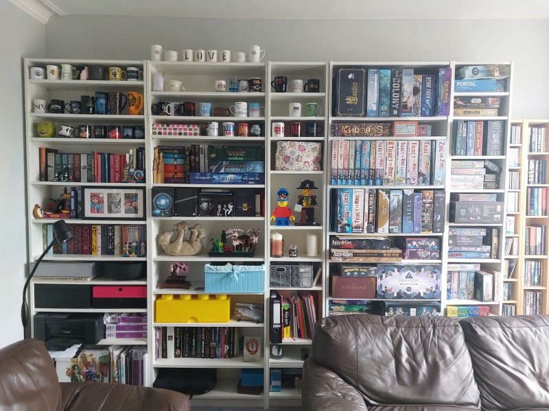 I can't fucking make my flat look clean and tidy. What can I do?