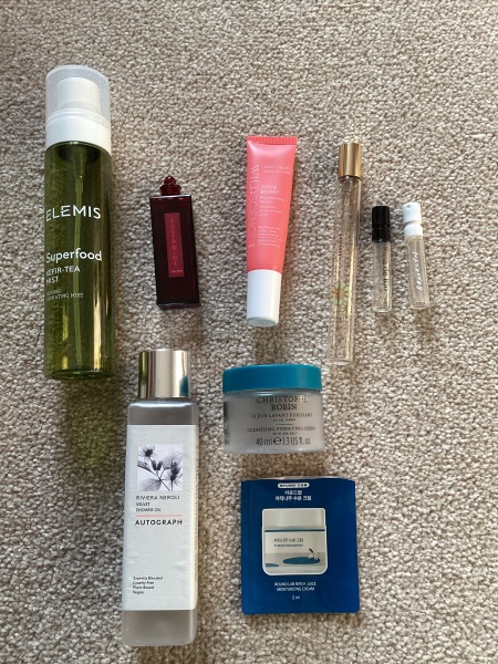 Do you get the urge to splurge on beauty products? Are your cupboards full of your stash? Join this group of beauty addicts!