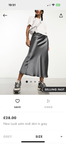 What clothes work if you carry your weight around your middle?