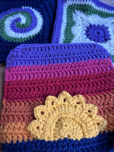 Woolly Hugs: A blanket in memory of JanH.