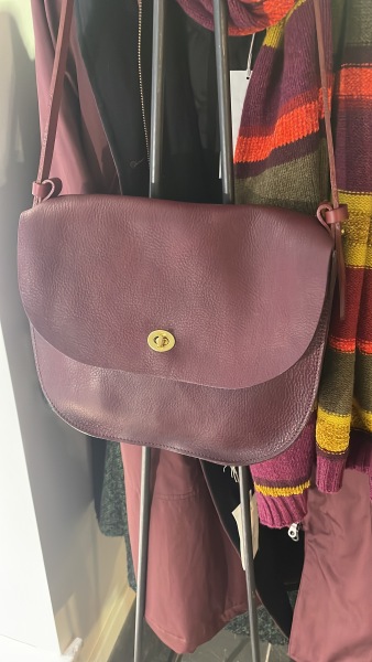 Toasties hoping for a sale while sailing into Christmas