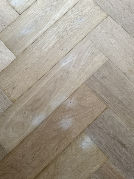 DH has ruined week old wood flooring
