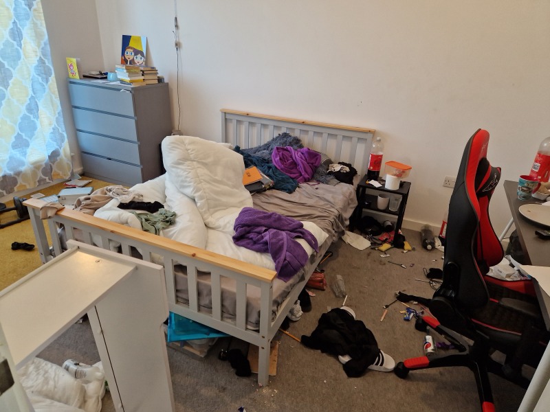 Bedrooms are trashed.  Finding it hard see pics