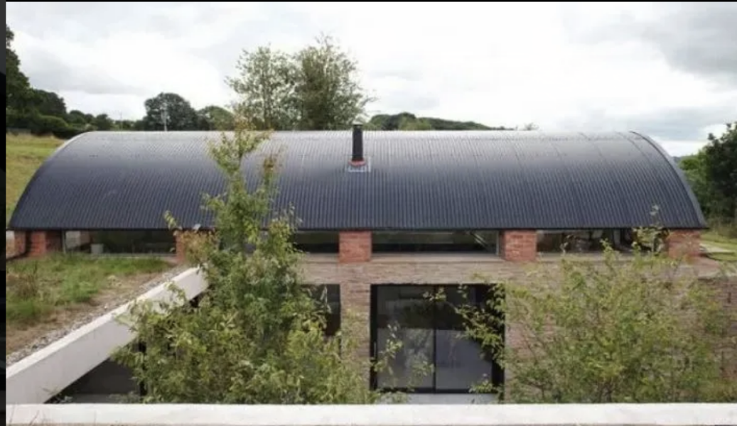 What is wrong with people who go on Grand Designs?