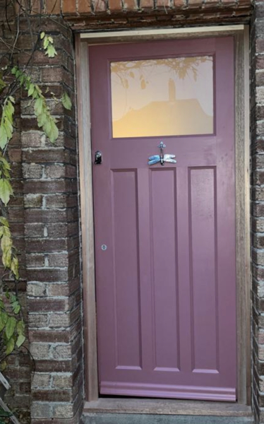 Can I see you pale pink front doors ?