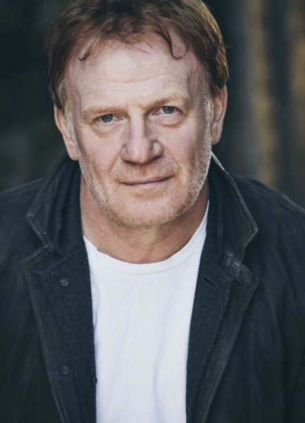 To think Peter Mullen is the sexiest Man alive?