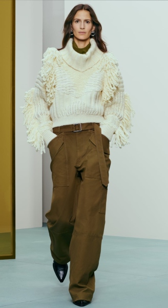 Les Parisiennes des Mamanset: A Sin of Pride