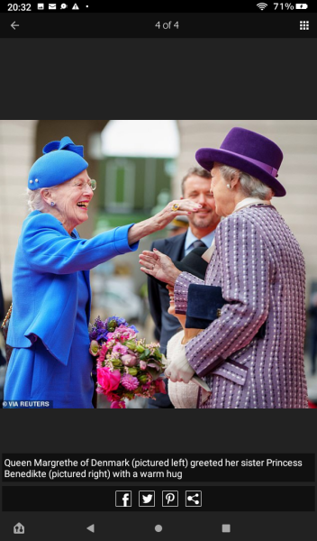 Royal Style: Embracing Autumn with a Varied Wardrobe - let's be like KC3 and enjoy!